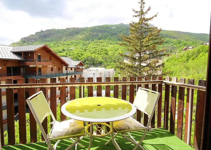 Coquet Appartement Type 2 De 56 M² En Centre Ville